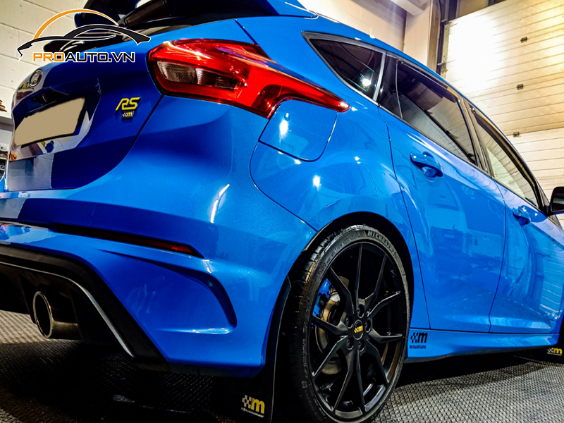 Phủ Ceramic Xe Ford Focus - Ảnh 6