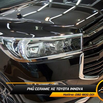 phu ceramic xe toyota innova 1