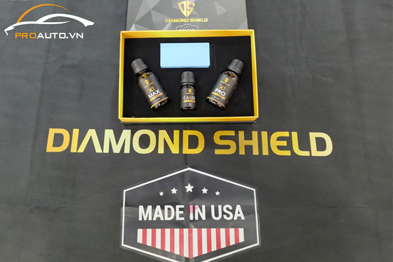 Phủ Ceramic xe Toyota Land Cruiser 300 2024