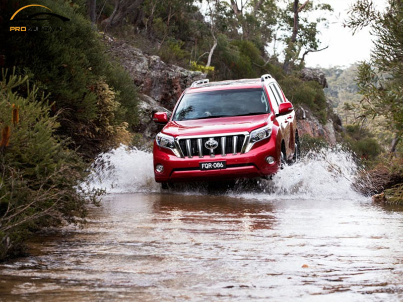 Phủ gầm xe Toyota Land Cruiser - Ảnh 2