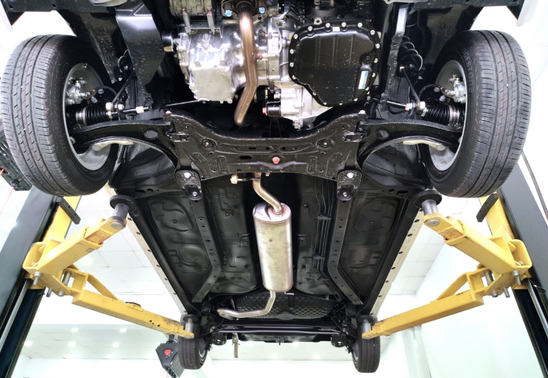 Phủ gầm xe Hyundai Custin giúp hạn chế trầy xước