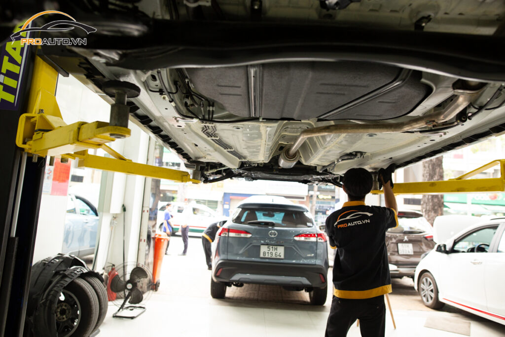 phu gam xe suzuki xl7 4