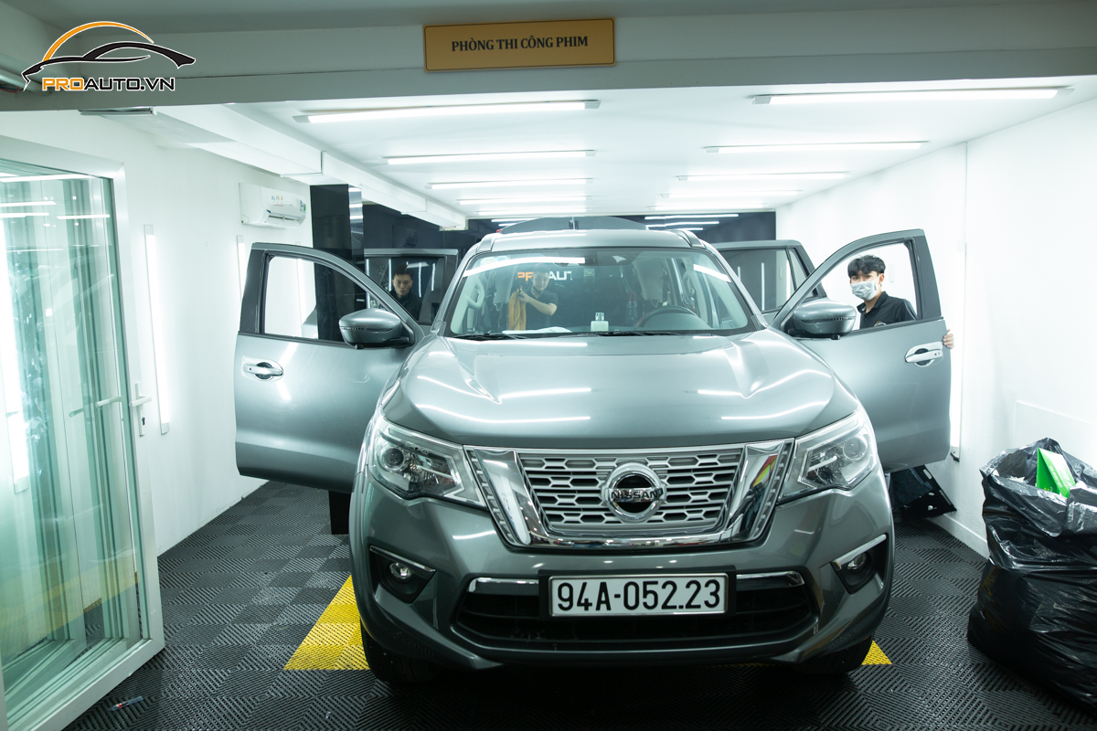Cách Âm Xe Nissan Navara