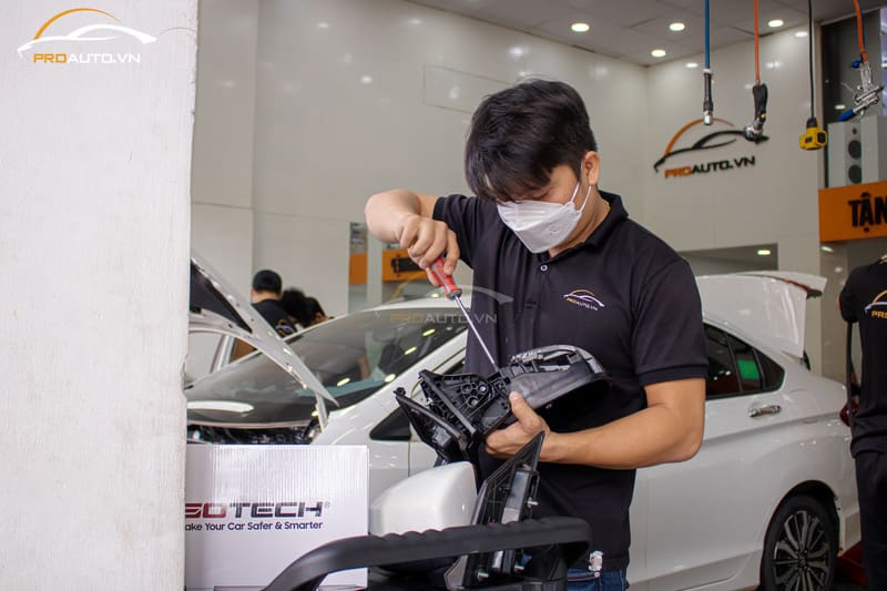 ProAuto.vn - Trung tâm lắp đặt màn hình Gotech GT-360 uy tín