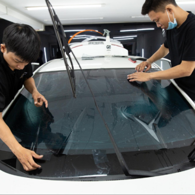 Quy trình dán phim cách nhiệt cho xe hơi được thi công cẩn thận