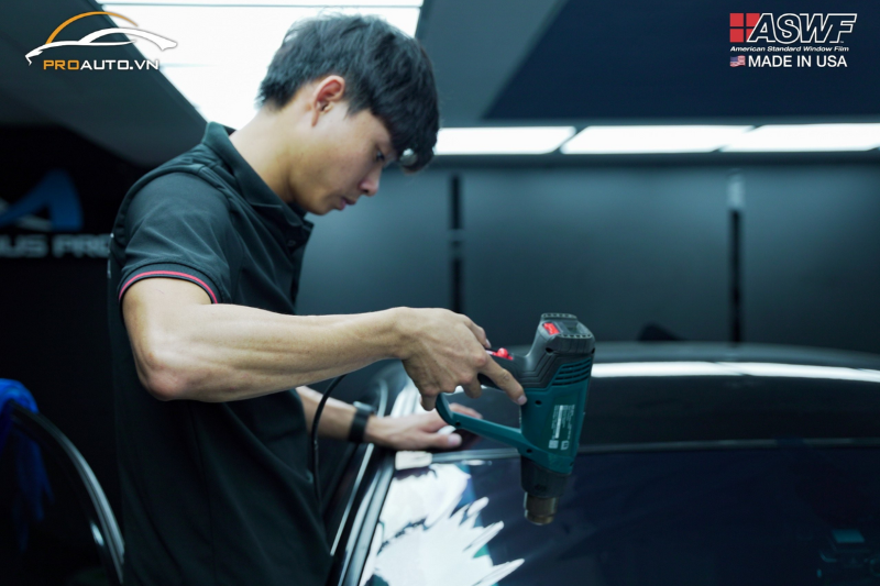 Quy trình dán phim cách nhiệt xe Mitsubishi Xpander tại PROAUTO.VN