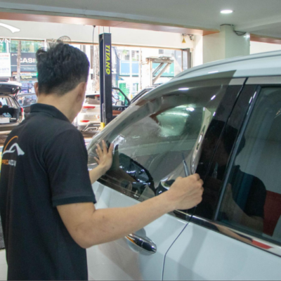 Quy trình dán phim cách nhiệt xe Toyota Avanza tại PROAUTO.VN