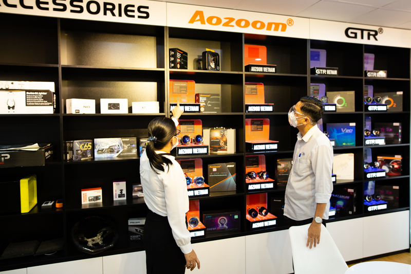 Sản phẩm đèn xe ô tô chính hãng tại các địa chỉ uy tín