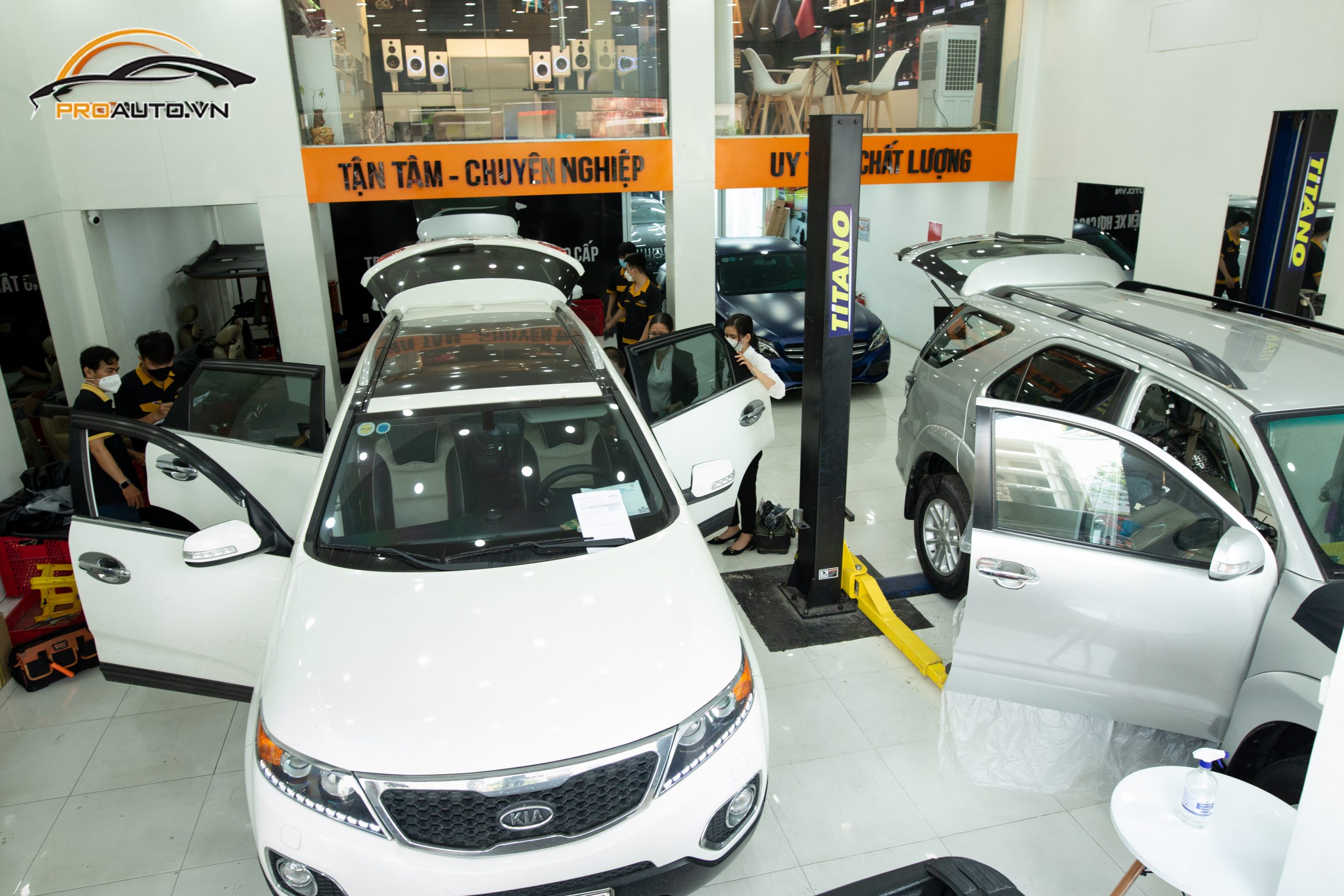 Trung tâm phụ kiện xe hơi cao cấp Proauto.vn