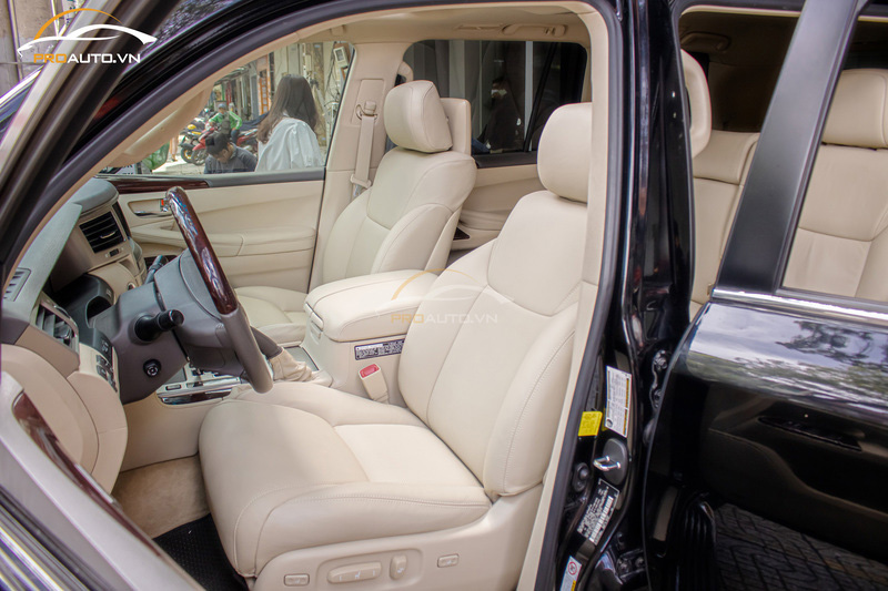 Đổi màu nội thất xe Hyundai Custin - Ảnh 4