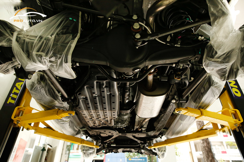 Sơn phủ gầm ô tô là gì?