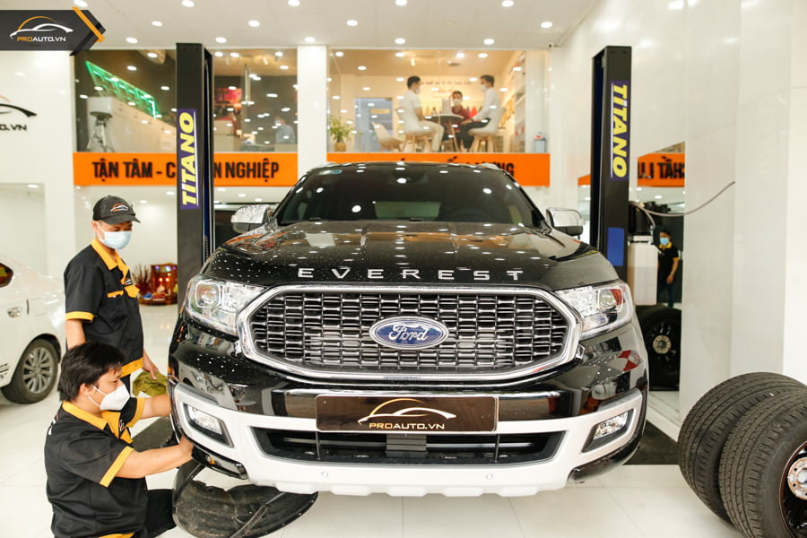 Sơn Phủ Gầm Ford Everest