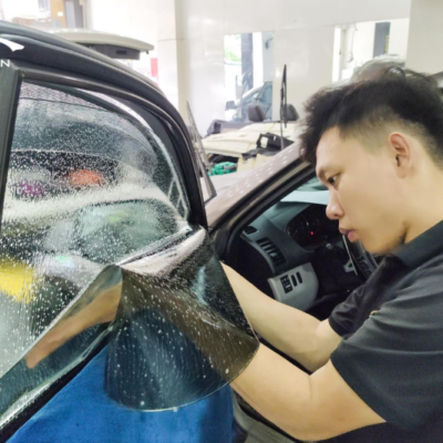 Tại sao nên dán phim cách nhiệt xe Toyota Prado?