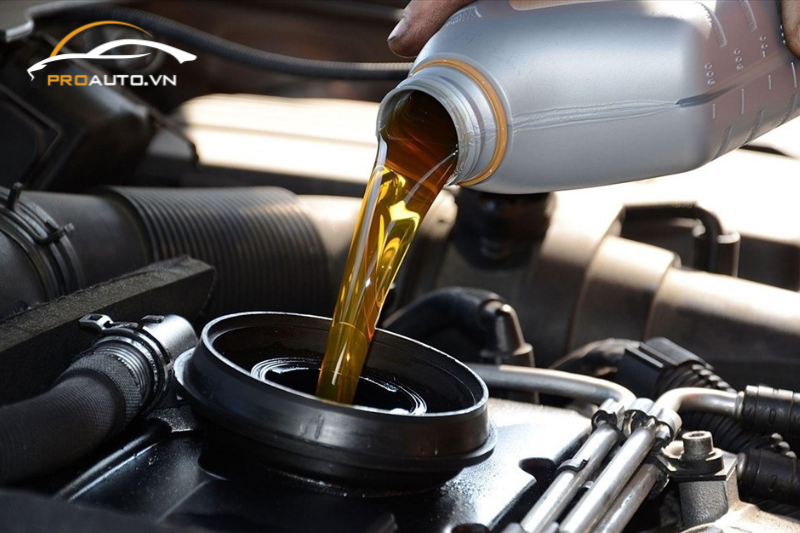 Tại sao nên thay nhớt động cơ cho ô tô?