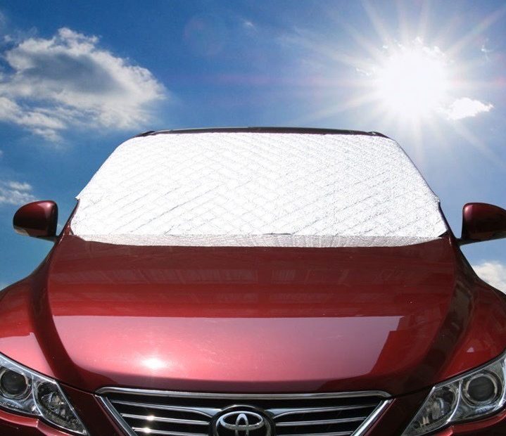 tấm che kính lái ô tô