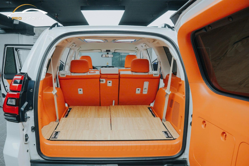 Tấm sàn gỗ cốp cho Toyota Land Cruiser