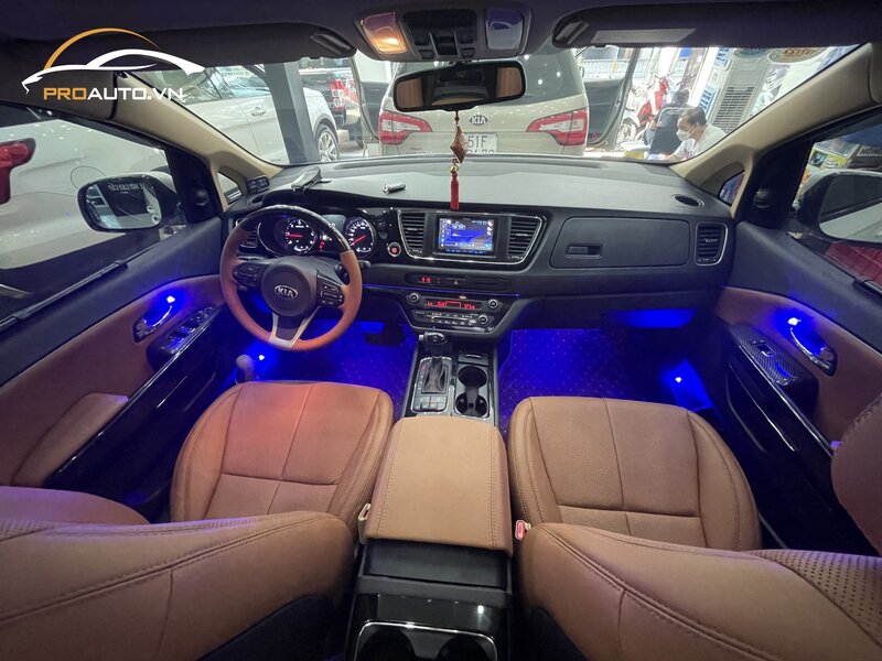 Độ led viền nội thất ô tô - Ảnh 2