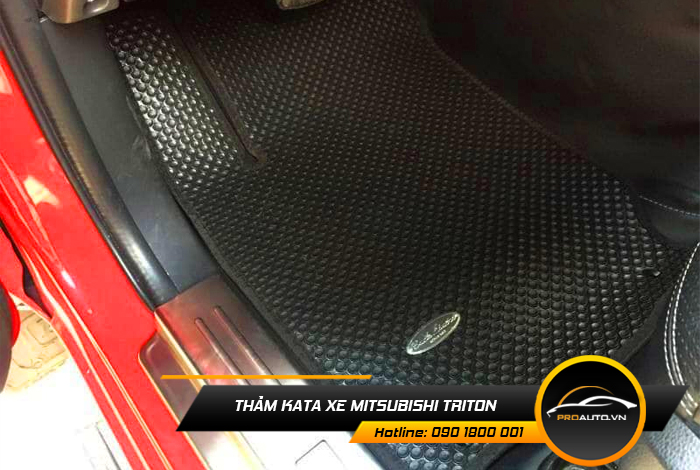 tham kata xe mitsubishi triton