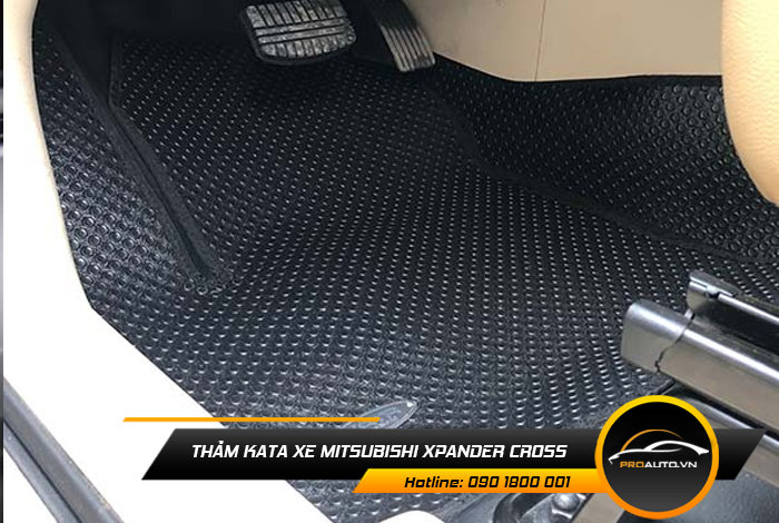 tham kata xe mitsubishi xpander cross