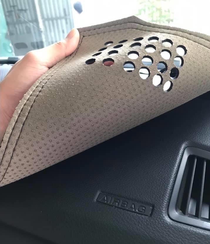 Đế hạt thông minh chống trượt