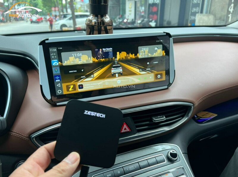 Thay đổi giao diện màn hình cùng với hơn 12 màu sắc phong thuỷ