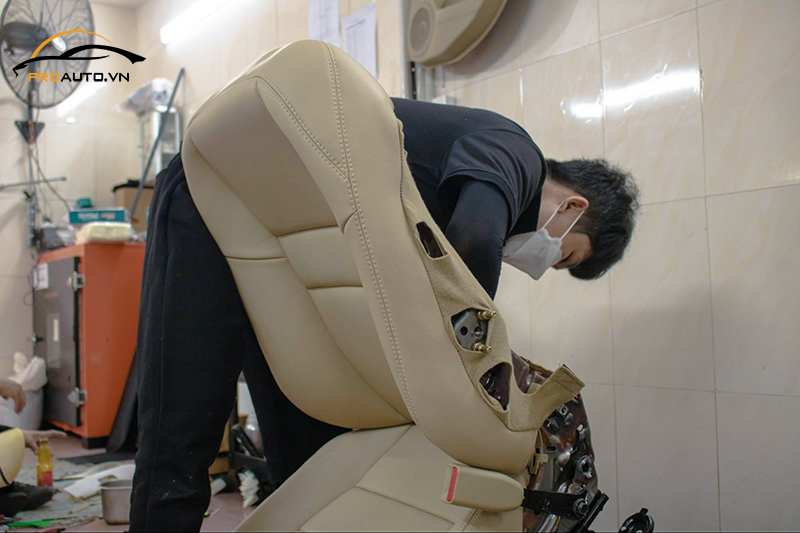 Thi công bọc ghế da tại PROAUTO.VN
