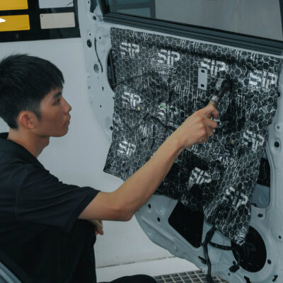 Thi công cách âm chống ồn Toyota Veloz Cross tại Trung tâm Proauto.vn