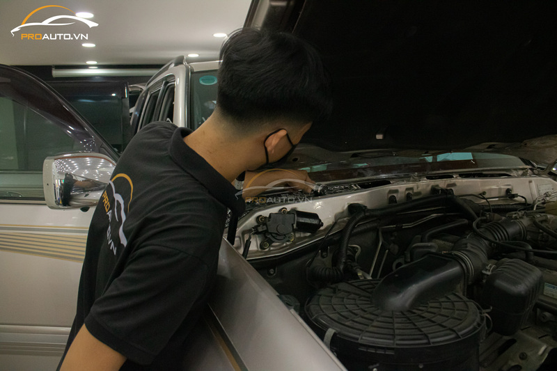 Thi công cách âm chống ồn xe ô tô tại ProAuto.vn