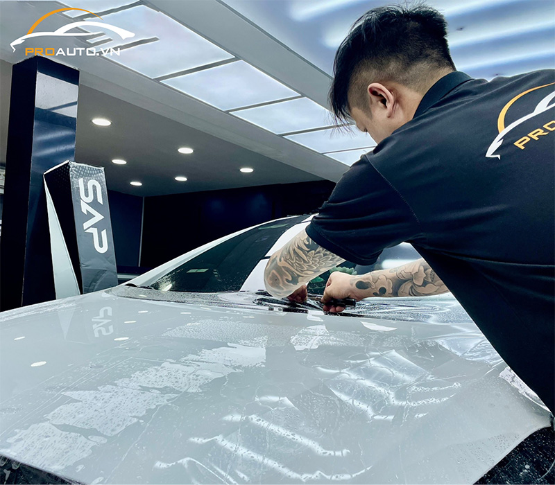 Thi công dán PFF ô tô tại PROAUTO.VN
