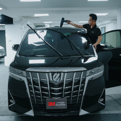 Thi công dán phim cách nhiệt 3M cho xe Toyota Alphard