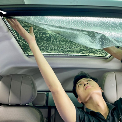 thi cong dan phim cach nhiet cho xe hoi 2