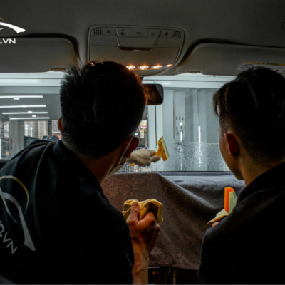 Thi công dán phim cách nhiệt xe Hyundai Grand i10