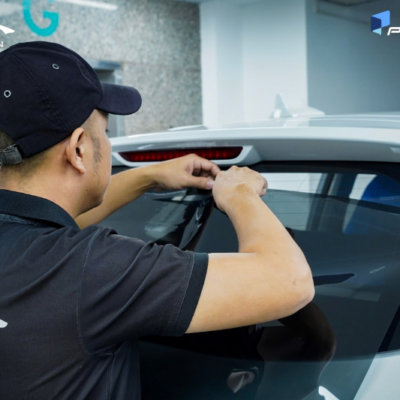 Thi công dán phim cách nhiệt xe Mazda CX-5 cần kỹ thuật cao