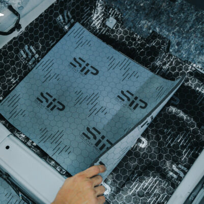 Thi công dán tiêu âm xe Toyota Veloz Cross