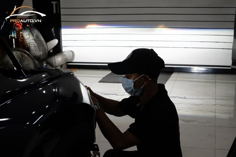 Thi công đèn tại ProAuto.vn 