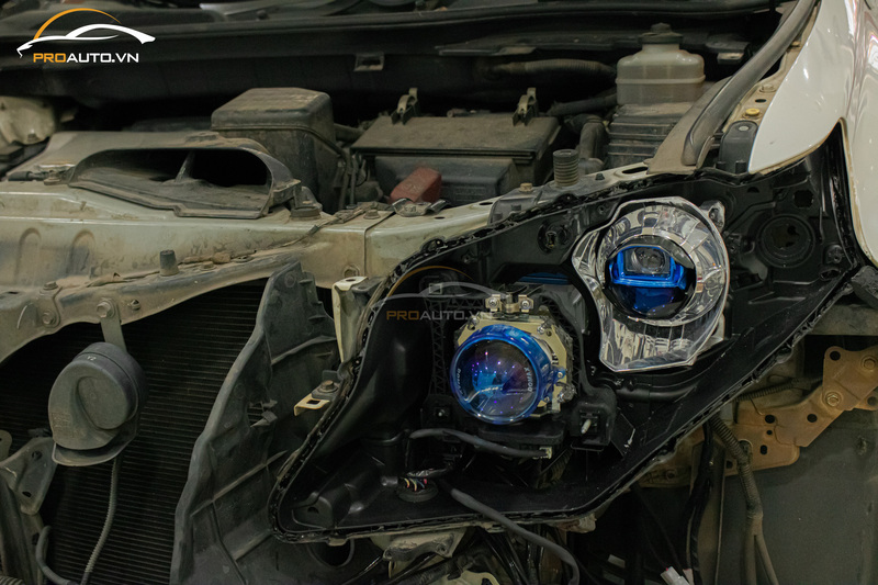 Thi công độ đèn ô tô Led Aozoom GPNE H7 tại ProAuto.vn 