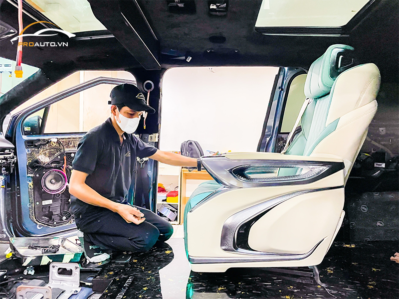 Thi công độ ghế Limousine ô tô tại PROAUTO.VN