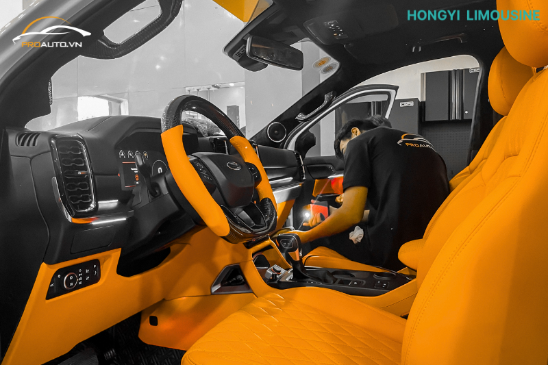 Thi công đổi màu nội thất ô tô tại PROAUTO.VN