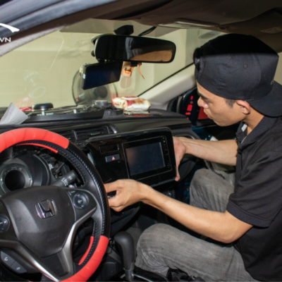 Thi công lắp đặt màn hình Gotech tại PROAUTO.VN