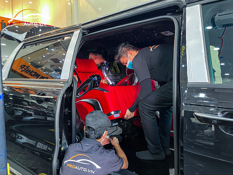Thi công lắp ghế Limousine cho xe ô tô
