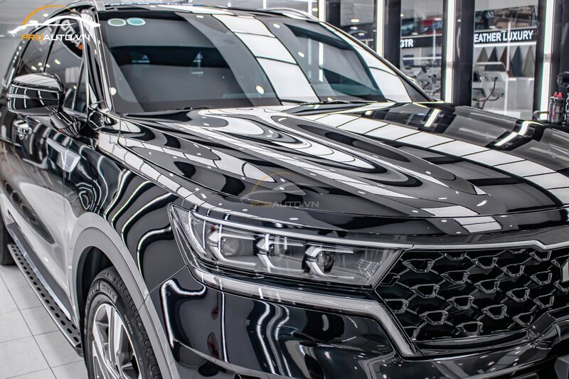 Thi công phủ Ceramic xe ô tô chuyên nghiệp