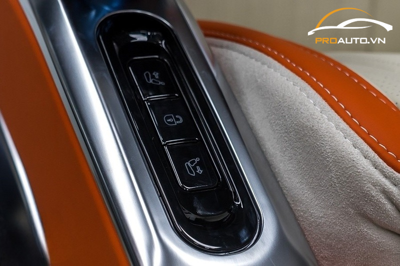 Thiết kế chế độ ngã chân, ngã lưng – tăng khả năng thuận tiện, giảm say xe trên hành trình