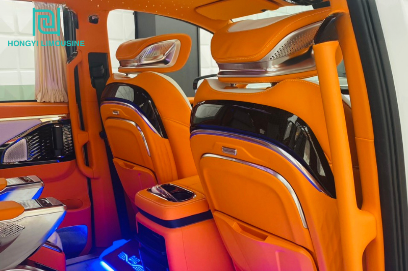 Tính năng gập bàn đa năng Multifunctional Rear Table 2.0