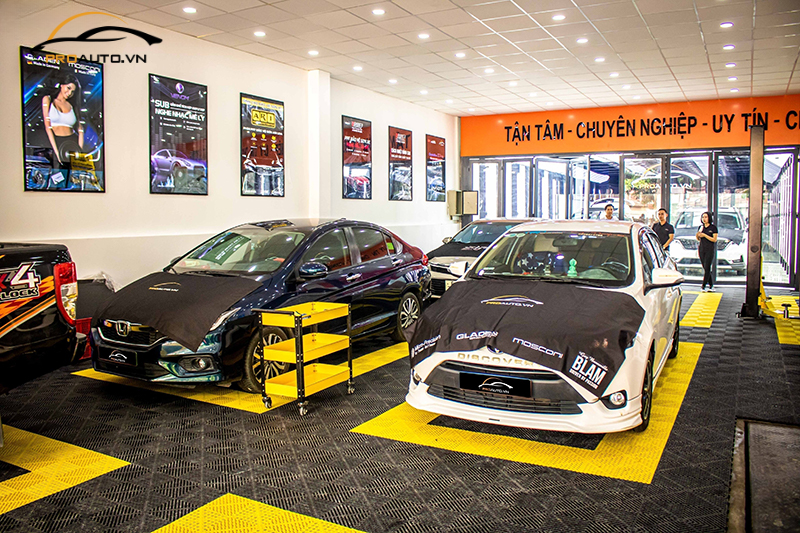 Trung tâm đổi màu nội thất xe Vinfast Lux A2.0 tại Bình Dương