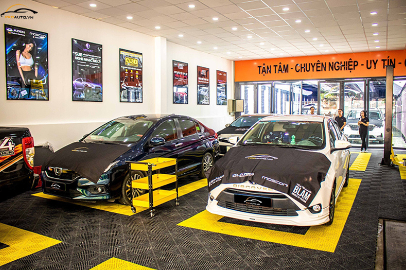 Trung tâm thay nhớt động cơ cho xe ô tô tại Bình Dương