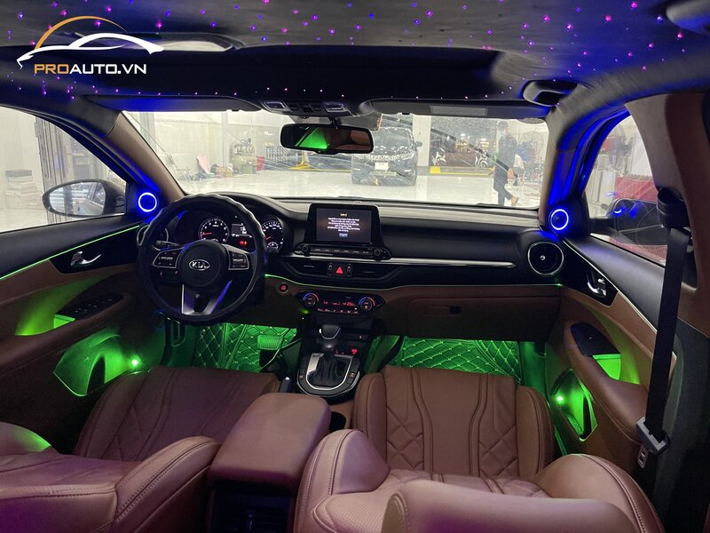 Ưu điểm khi độ led viền nội thất ô tô