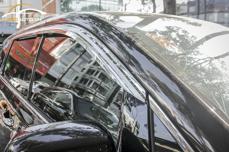 Vè che mưa cho xe Toyota Sienna