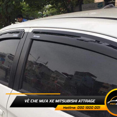 ve che mua xe mitsubishi Attrage 1