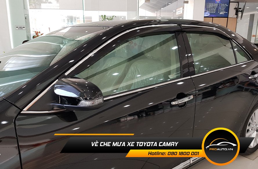 Vè che mưa xe Toyota Camry