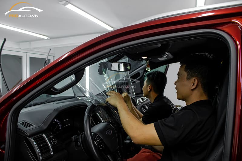 Dán Phim Cách Nhiệt Xe Ford Everest - Ảnh 6